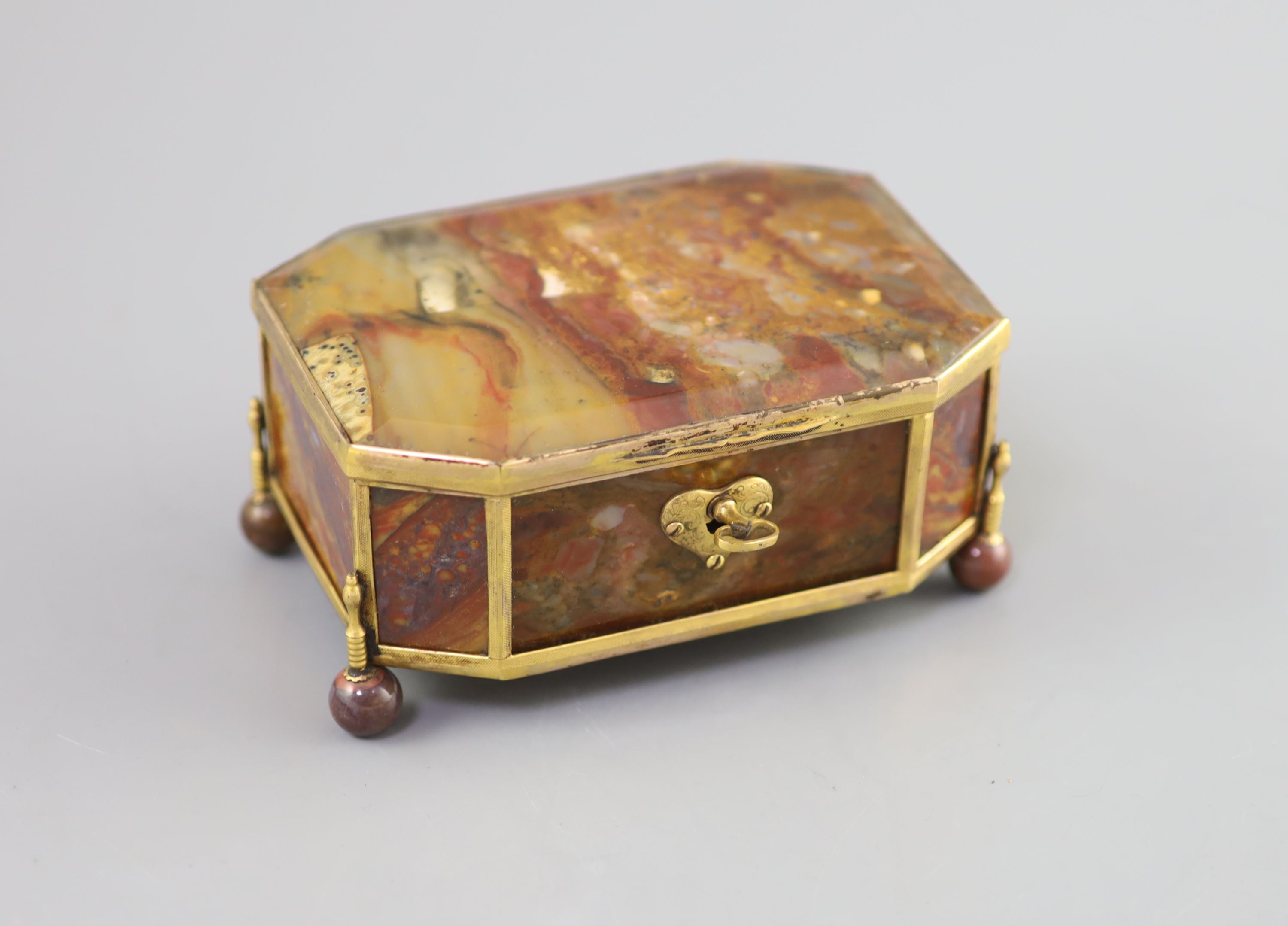 A German ormolu mounted octagonal agate casket, 19th century 13.5 x 10cm, 7cm high.